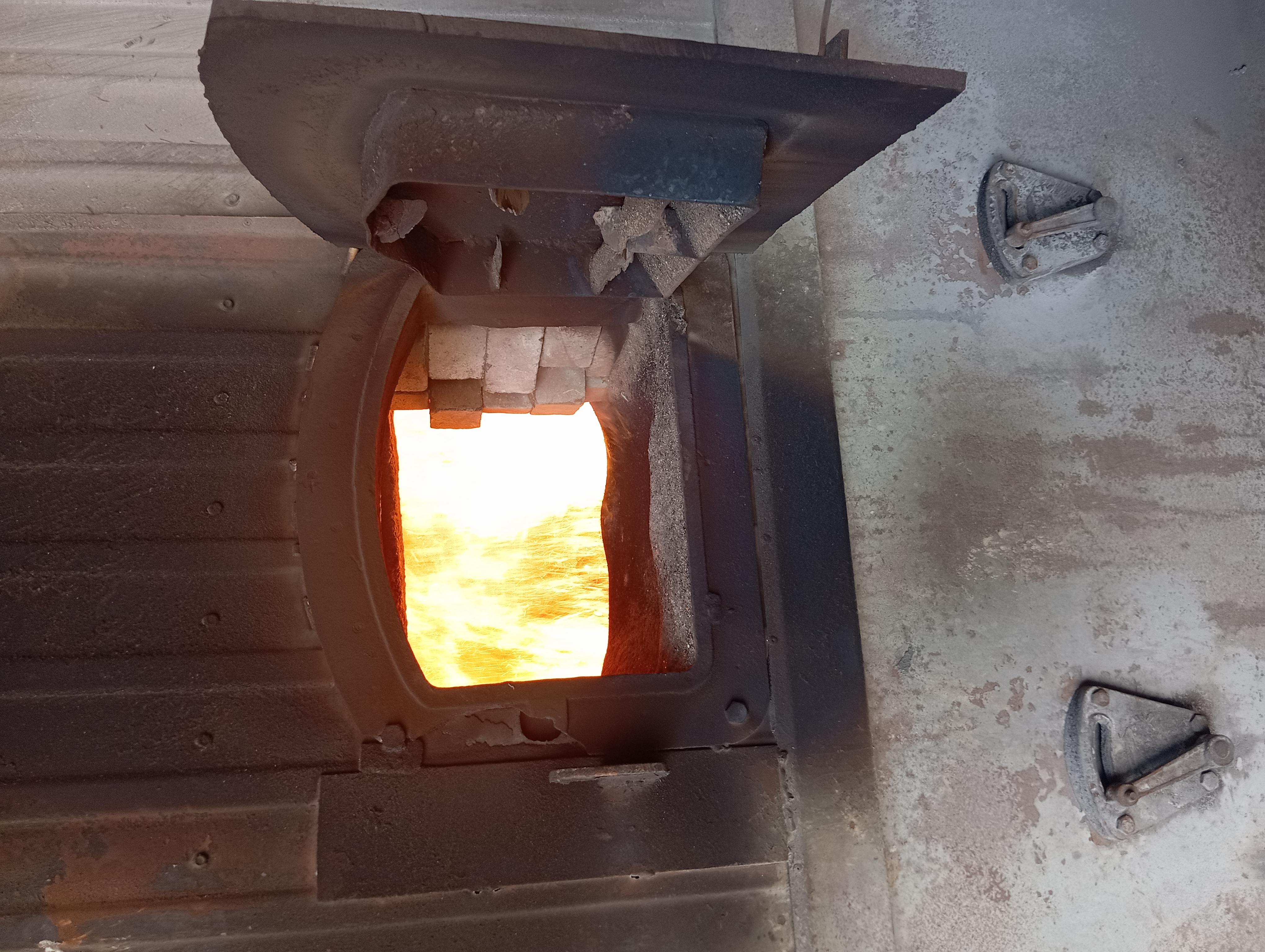 hệ thống cấp liệu bằng vít tải là gì?